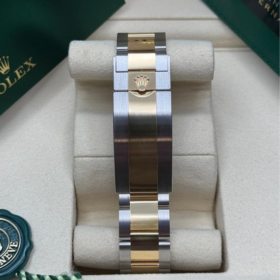 Rolex Submariner Date Bluesy Oyster