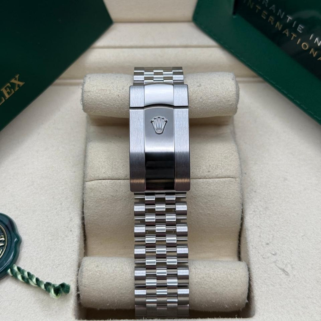 Rolex Datejust 41 Black Dial Jubilee