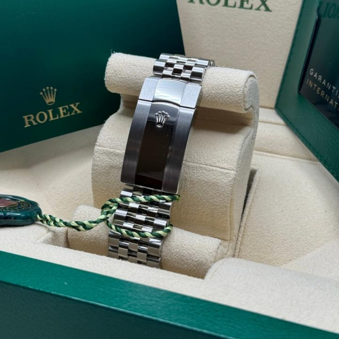 Rolex Sky-Dweller 42 Blue Dial Jubilee