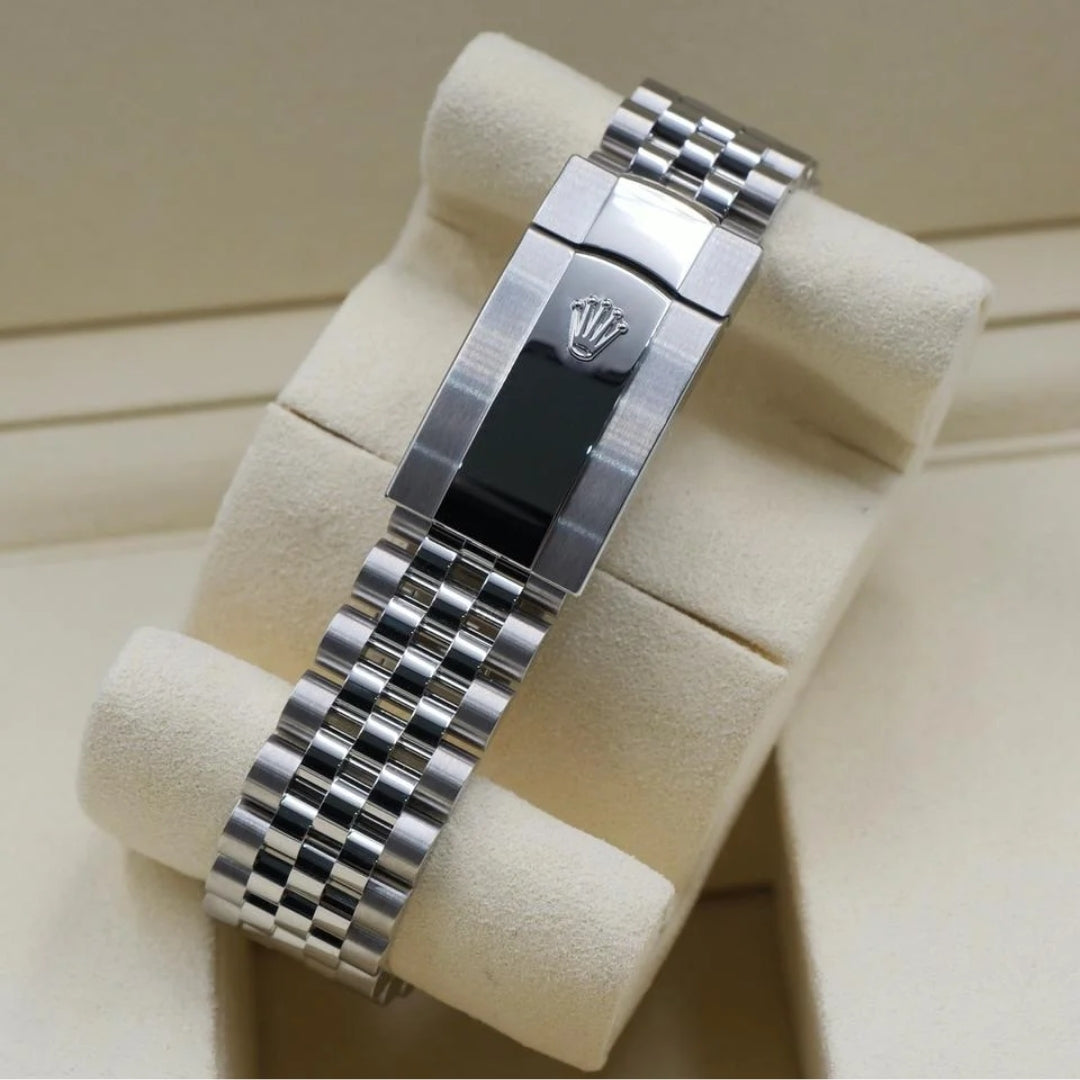 Rolex Datejust 41 Green Dial Jubilee